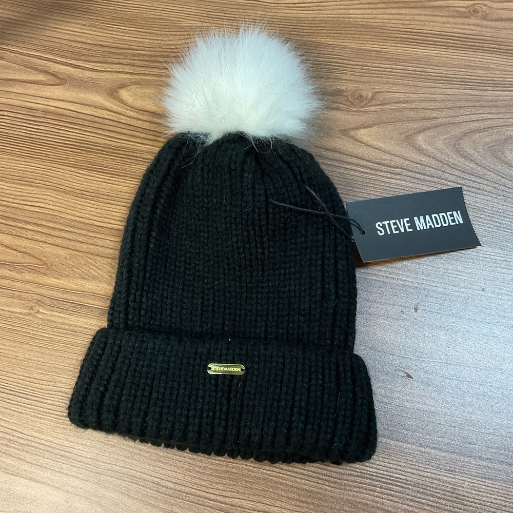 Black Steve Madden Knit Beanie with white pom pom